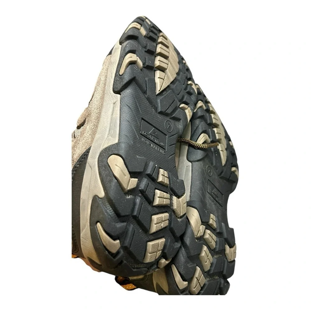 Ozark Trail Men’s Tan and black Hiking Shoes Size  7 Waterproof